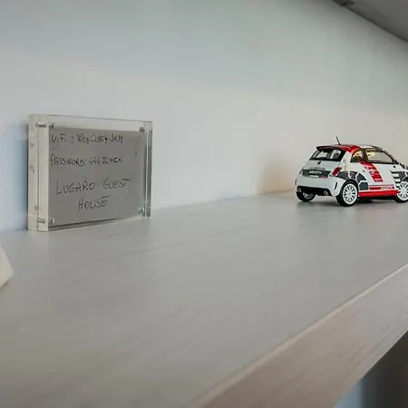 Velvet Suite - Garage Privato - Metro Dante Vendégház