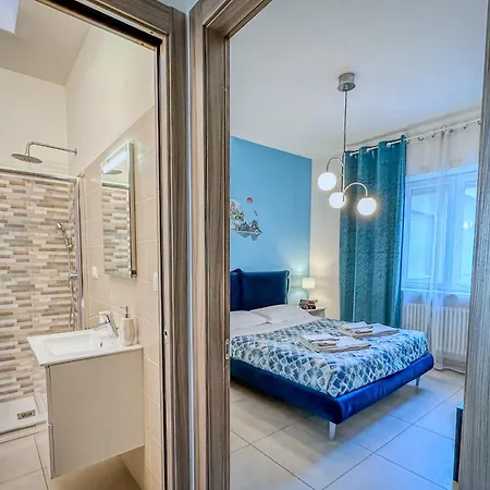 2 Matrimoniali - 2 Bagni - Self Check-in Pensionat 4*