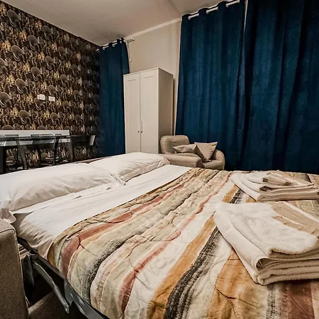 Konukevi Velvet - Garage Privato - Metro Dante 4*