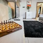 Velvet - Garage Privato - Metro Dante Πανσιόν 4*