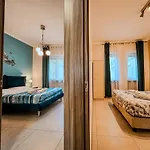 Πανσιόν Velvet - Garage Privato - Metro Dante