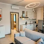 Velvet - Garage Privato - Metro Dante 4*