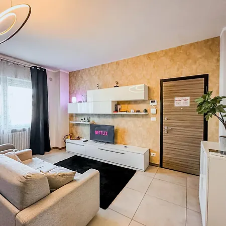 Velvet - Garage Privato - Metro Dante